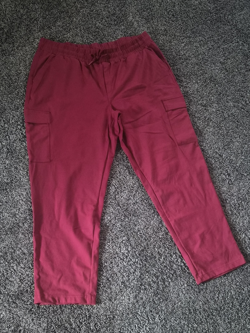 Mondetta Women's Burgundy Cargo Joggers